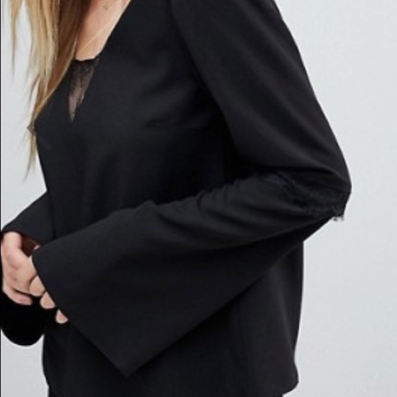 ASOS DESIGN Plunge Lace Long Sleeve Top - Picture 2 of 5